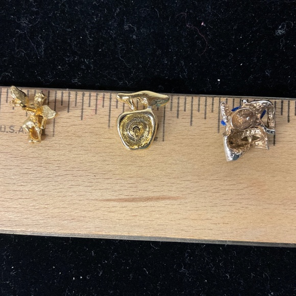 Angel, Apple and Mask Pins - Picture 7 of 7